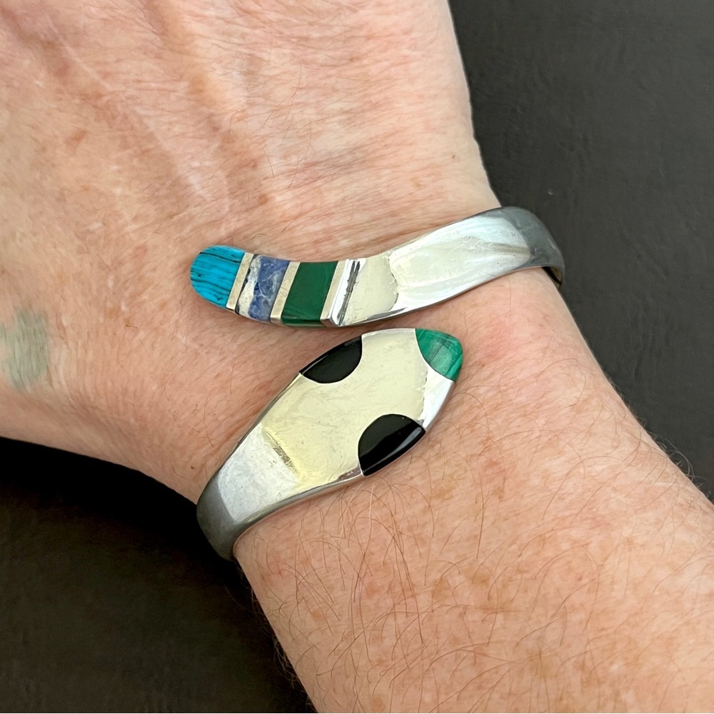 Vintage 54 gram Taxco Mexico sterling multi stone hinged snake bracelet - Picture 6 of 15